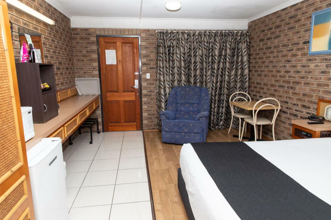 Lantern Motor Inn Mackay Dış mekan fotoğraf