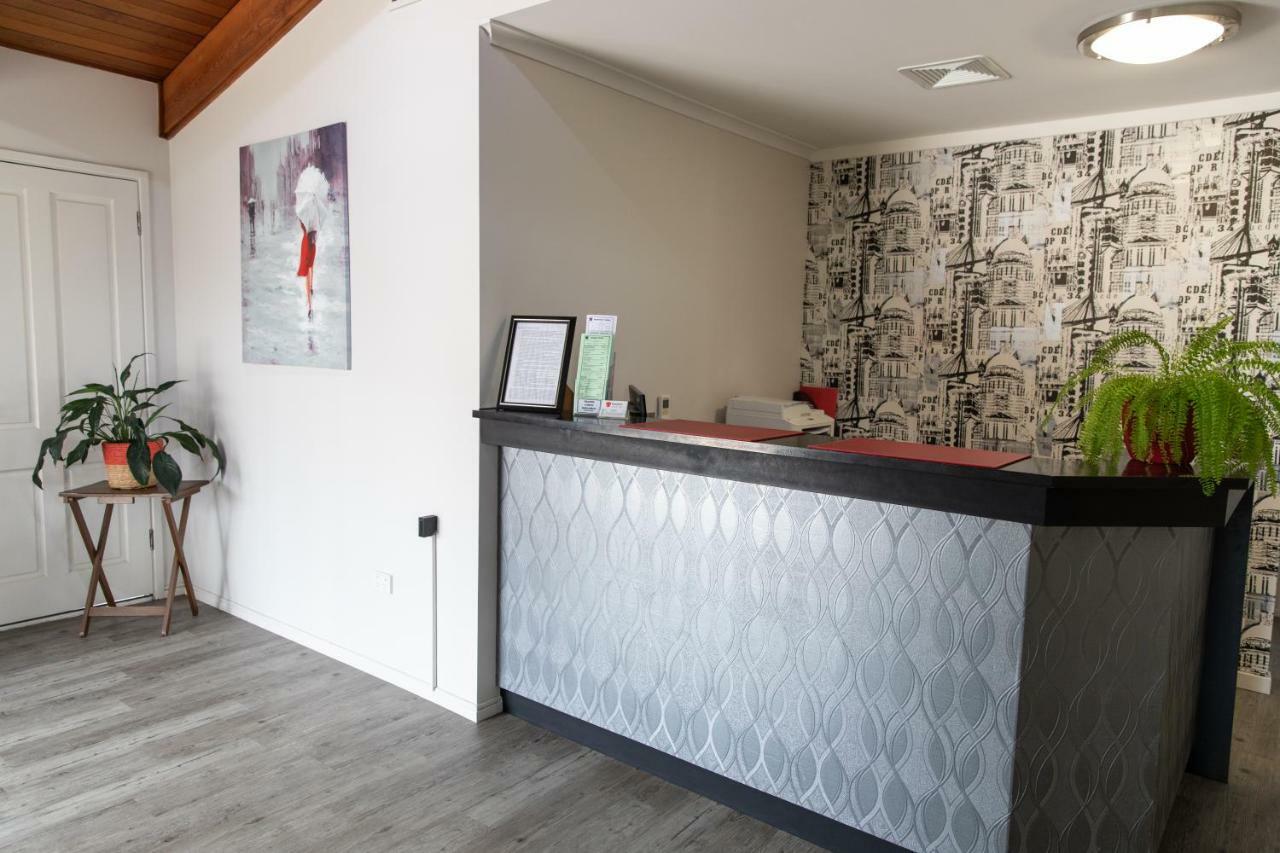 Lantern Motor Inn Mackay Dış mekan fotoğraf